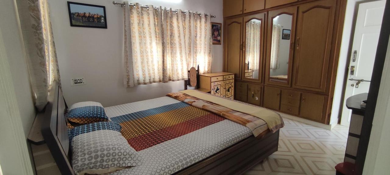 "Go Desert" Homestay Bhuj Εξωτερικό φωτογραφία