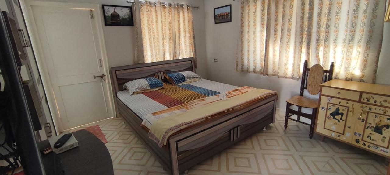 "Go Desert" Homestay Bhuj Εξωτερικό φωτογραφία