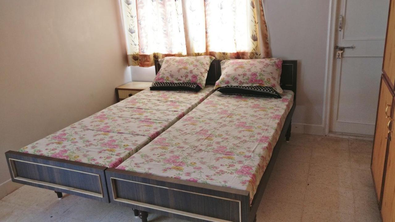 "Go Desert" Homestay Bhuj Εξωτερικό φωτογραφία